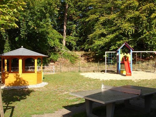 Hudewald &